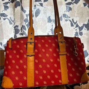 Dooney & Bourke Bag